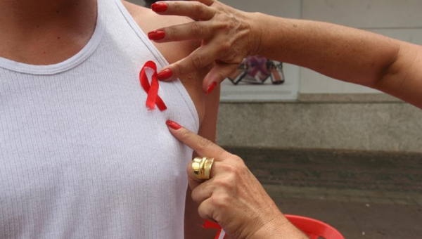 Estigma e discriminação: estudo revela impacto em pessoas com HIV e AIDS no Brasil